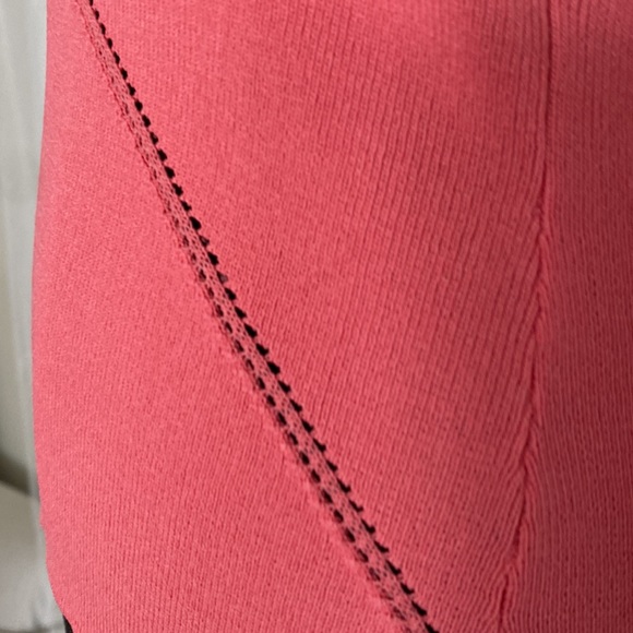 August Silk Knit top - Picture 3 of 9